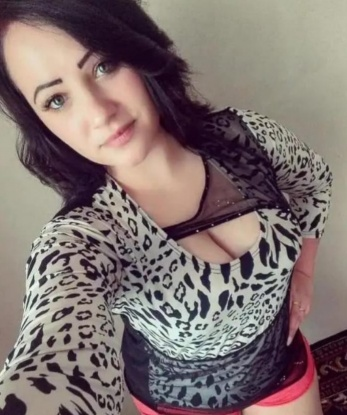 Встречи со мной - настоящая порция удовольствия и релакса. Я знаю, что мужчины жаждут, и готова исполнить все их сокровенные фантазии. Мои услуги включают горячий эротический массаж, фантазии, сексуальные игры и многое другое. Я гарантирую конфиденциальность, дискретность и полное удовлетворение. Посмотри на мои фото и убедись в моей привлекательности. У меня отличные отзывы от довольных клиентов. Жду тебя в Москве, чтобы подарить тебе незабываемые моменты! ❤️🔥 🌹 7849, 27 лет